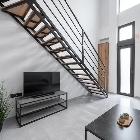 Апартаменты Railway Lofts, Nilie Hospitality Mgmt
